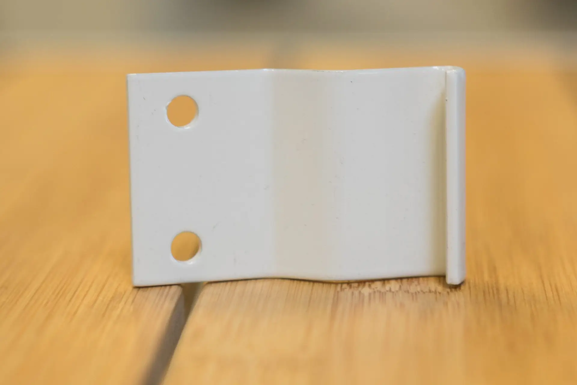 Þakfesting á móti - Hvít. - Image 2