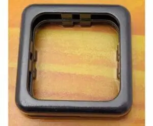 Rammi utan um tengi brúnn