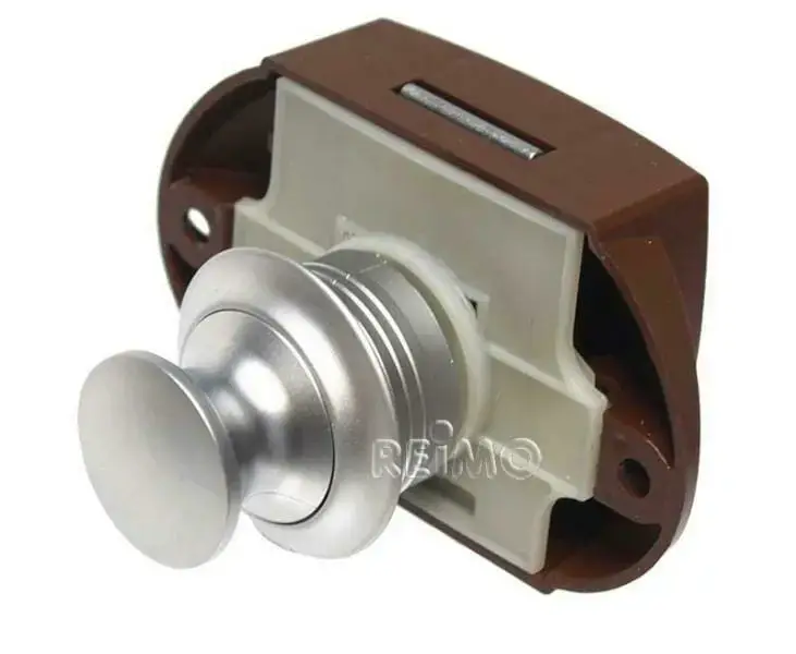 Hurðalæsing inni öll læsingin