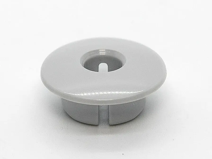 Tappi fyrir grind í ísskáp V/M.