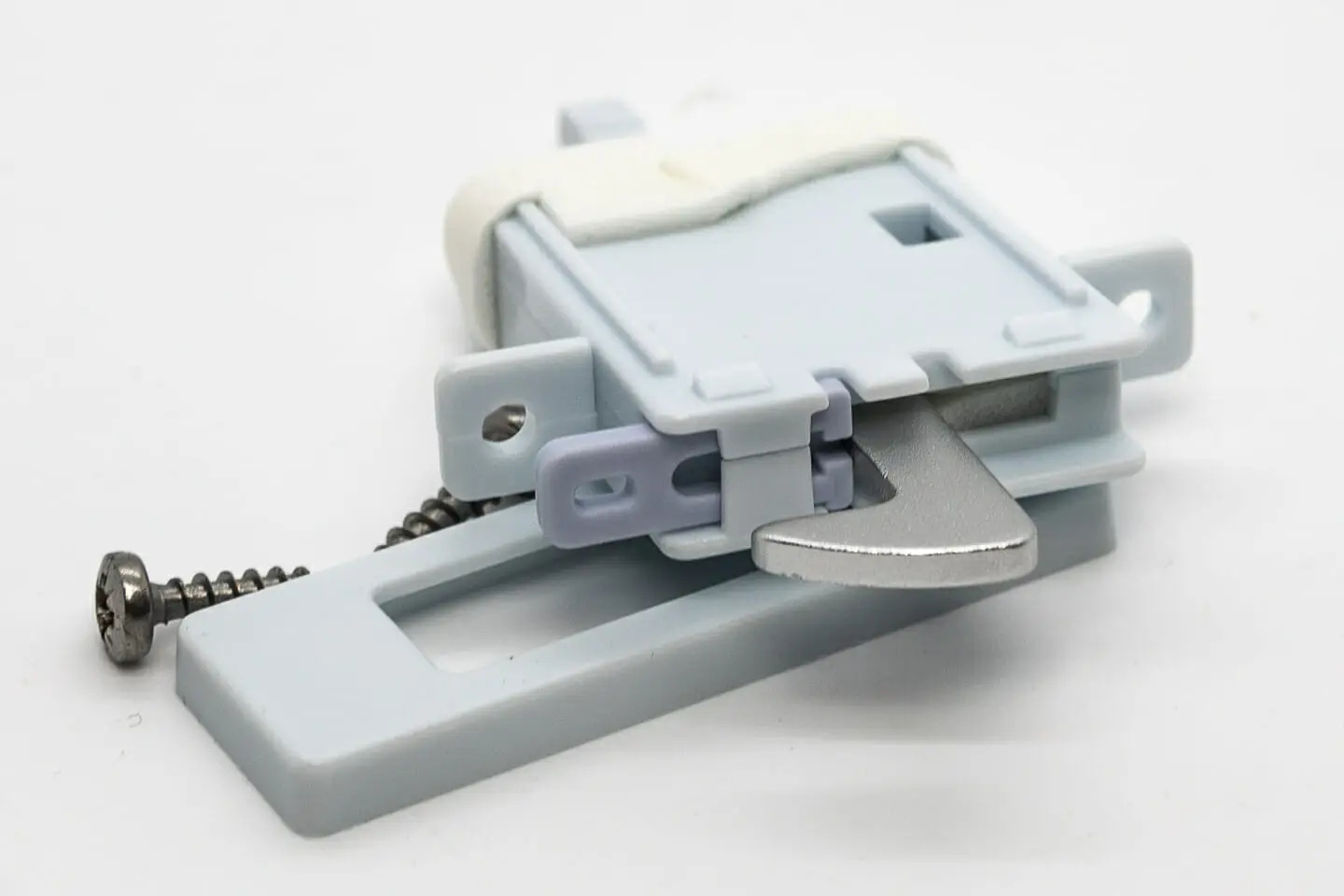 Læsing fyrir frystihólf í ísskáp..